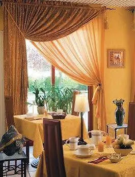 Le Medicis Hotel 3*