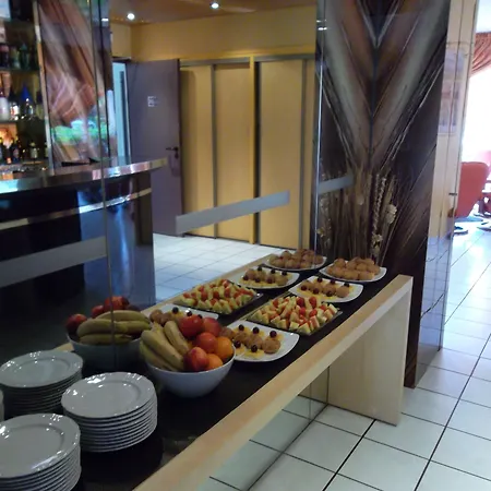 Hotel Medicis 3*