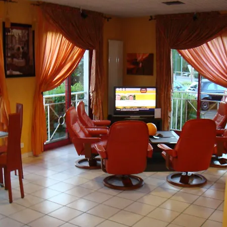 Hotel Medicis Roussillon (Isere)