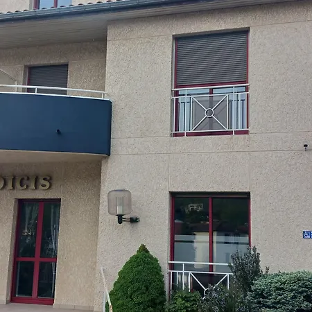 Medicis ホテル 3*