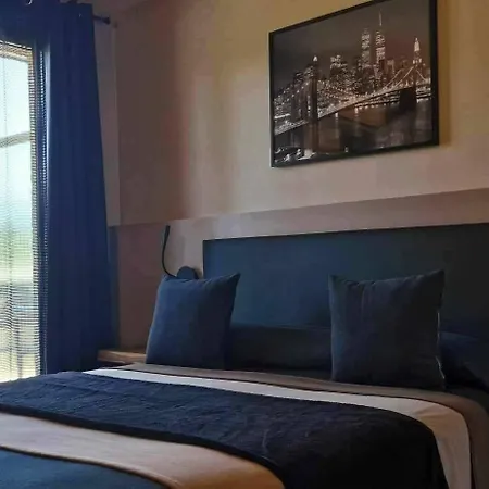 Medicis Hotel