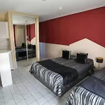 Hotel Medicis 3*