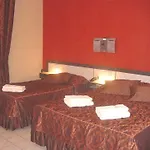 Medicis Hotel