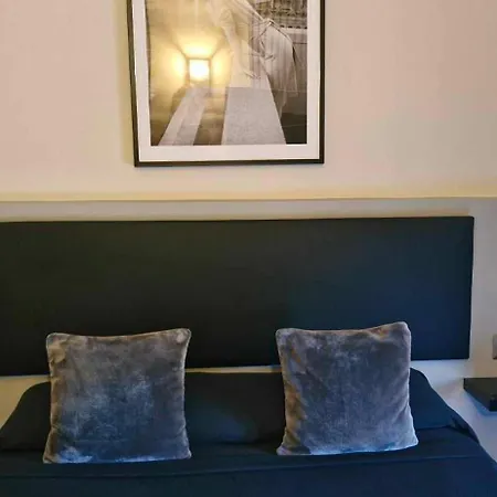 Hotel Le Medicis Roussillon (Isere)