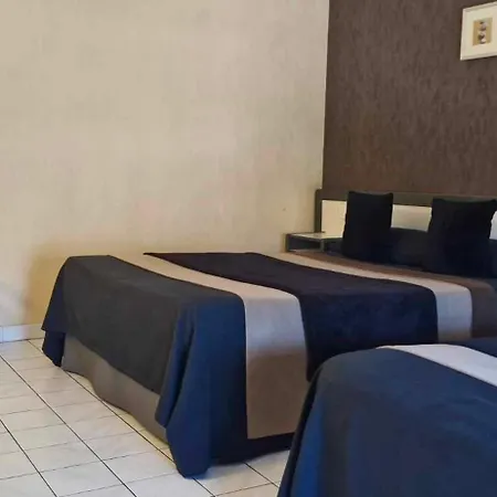 Hotel Medicis 3*