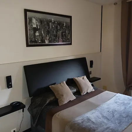 Hotel Medicis