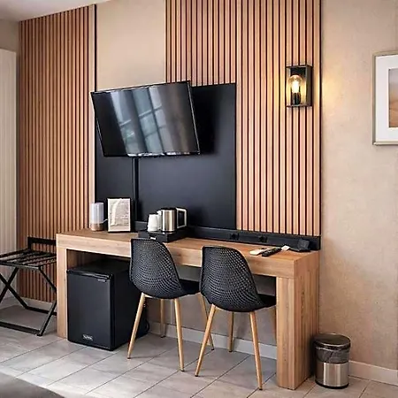 Medicis Hotel