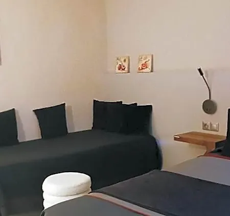 Médicis Hotel Roussillon (Isere)