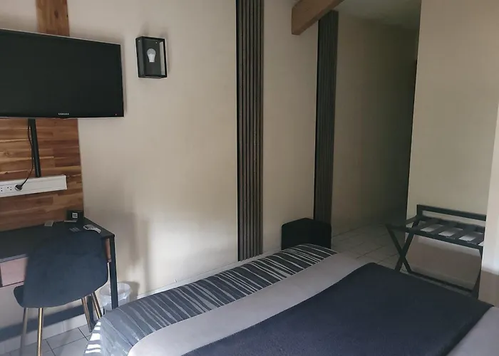 Otel Medicis 3*
