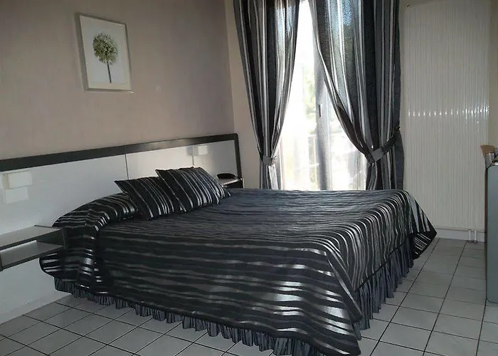 Medicis Roussillon (Isere)